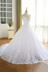 Luxurious Lace Beaded Wedding Dresses New Arrival V Neck Straps Long Ball Gown Wedding Party Bridal Dress-Ballbella