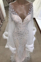 Luxurious Mermaid V-neck Long Sleevess Crystal Floor Length Prom Dresses With Tassels-Ballbella