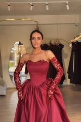 Luxury Burgundy Strapless A-Line Satin Prom Dresses Detachable Sleeves With Pleats-Ballbella