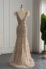 Luxury V Neck Mermaid Evening Dress with Feathers Appliques-Ballbella