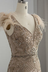 Luxury V Neck Mermaid Evening Prom Dress with Feathers Appliques-Ballbella