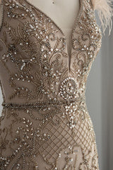 Luxury V Neck Mermaid Evening Prom Dress with Feathers Appliques-Ballbella