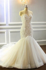 Mermaid Appliques Sweetheart Wedding Dresses Sleeveless Tulle Pleated Bridal Gowns-Ballbella