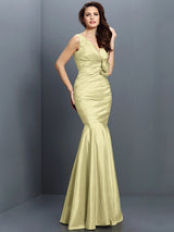 Mermaid Gorgeous V-neck Hand-Made Flower Sleeveless Long Taffeta Bridesmaid Dresses-Ballbella