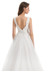 Mermaid V-neck Floor-length Sleeveless Backless Appliques Lace Wedding Dress-Ballbella