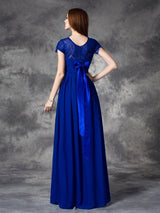 Modern Bateau Lace Sleeveless Long Chiffon Bridesmaid Dresses-Ballbella