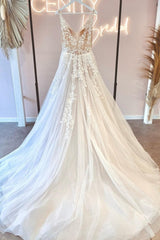 Modern Long V-Neck Sleeveless Lace Wedding Dresses Online-Ballbella