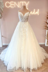 Modern Spaghetti-Straps Sleeveless Long Lace Wedding Dresses Online-Ballbella