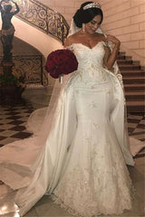 Off the Shoulder Sweetheart Tulle lace Appliques Long Wedding Dress with Detachable Train-Ballbella
