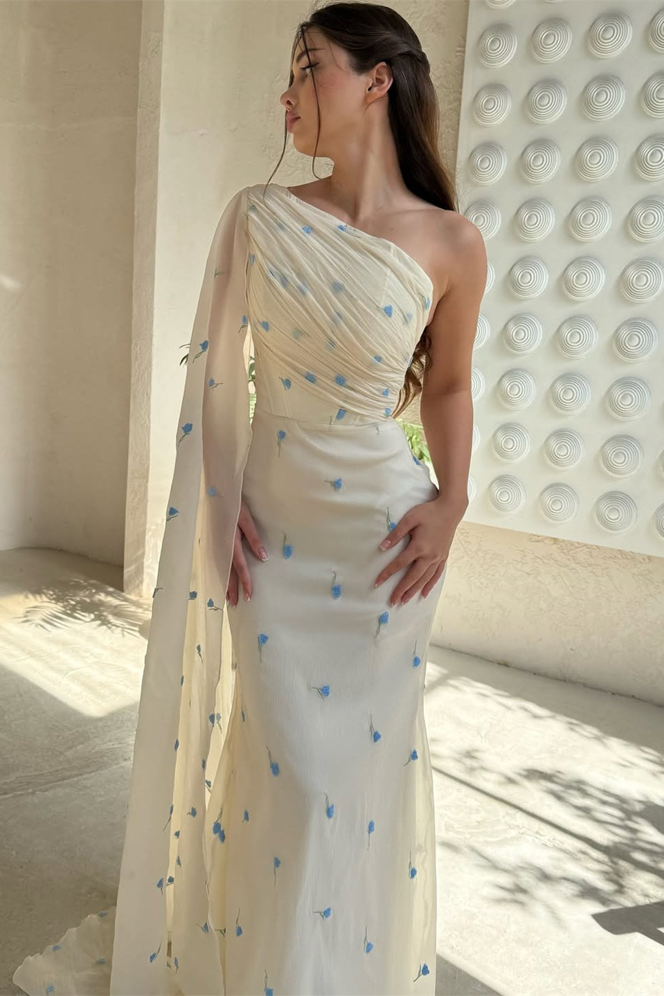 Pretty Asymmetrical One Shoulder Chiffon Mermaid Prom Dresses Column With Ruffle