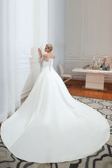 Romantic Lace Long Sleevess Princess Satin Wedding Dress-Ballbella