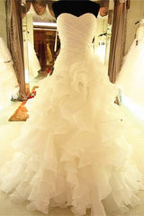 Ruffless Tiered High Quality Wedding Dresses with Long Train Organza Bridal Dress-Ballbella