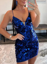 Sheath/Column V-Neck Sleeveless Sequined Short/Mini Homecoming Dress With Sequins-Ballbella
