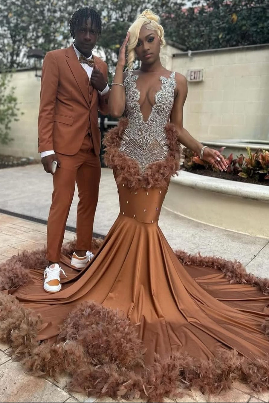 Silver Beaded Deep V-neck Brown Feathers Mermaid Prom Dresses Silver Beaded Deep V-neck Brown Feathers Mermaid Prom Dresses