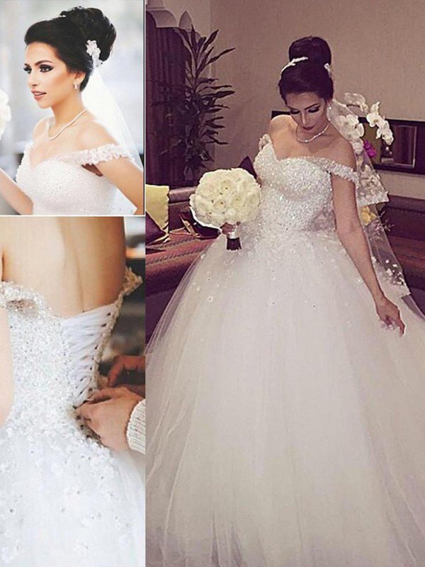 Sleeveless Ball Gown Lace Court Train Tulle Off the Shoulder Wedding Dresses  – Ballbella