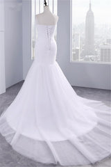 Strapless Sweetheart Mermaid Wedding Dresses Lace Ruffless Tulle Bridal Gowns-Ballbella
