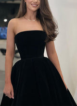 Strapless Velvet A-Line Black Homecoming Dresses-Ballbella