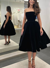 Strapless Velvet A-Line Black Homecoming Dresses-Ballbella
