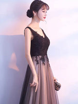 Stunning Black Evening Dresses Long V Neck Lace Tulle Sleeveless A Lien Floor Length Formal Evening Dress-Ballbella