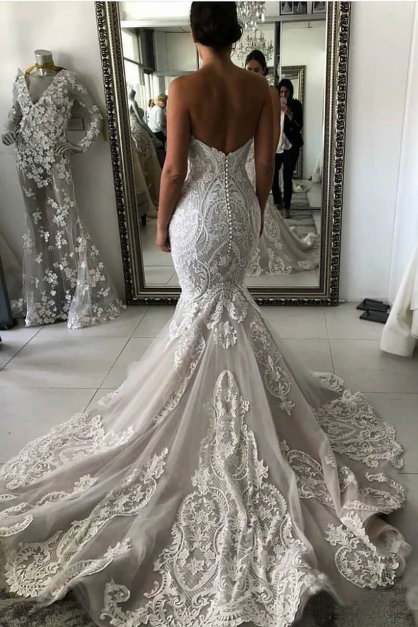 Ballbella.com supplies you Stunning Sweetheart Ivory Mermaid Lace Wedding Dress Online at reasonable price. Fast delivery worldwide. 