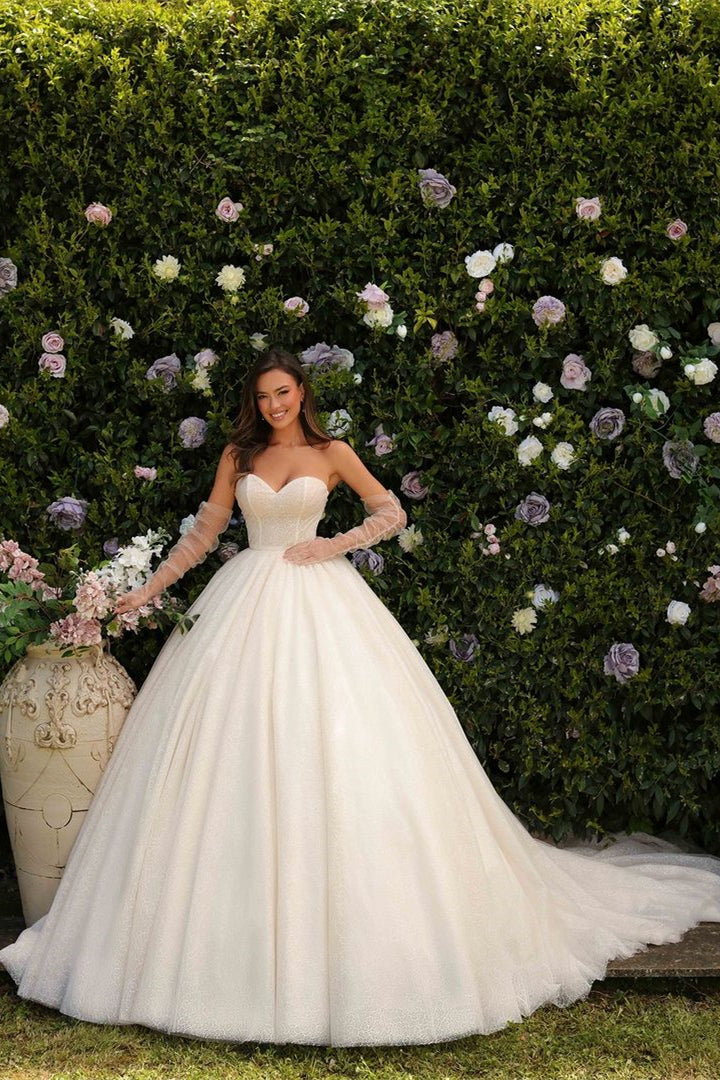 Sweetheart Long A-line Princess Glitter Sleeveless Lace Bridal Wear Long Sweetheart Long A-line Princess Glitter Sleeveless Lace Bridal Wear Long