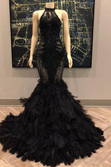 Unique Lace Appliques Halter Feather Prom Dresses Sleeveless Alluring Fit and Flare Evening Gowns-Ballbella