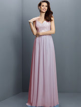V-Neck Elegant Lace Sleeveless Long Chiffon Bridesmaid Dresses-Ballbella