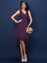 V-Neck Elegant Lace Sleeveless Short Bridesmaid Dresses-Ballbella
