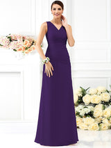 V-Neck Elegant Pleats Sleeveless Long Chiffon Bridesmaid Dresses-Ballbella