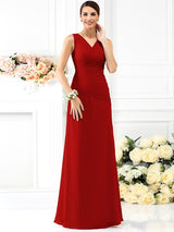 V-Neck Elegant Pleats Sleeveless Long Chiffon Bridesmaid Dresses-Ballbella