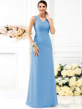 V-Neck Elegant Pleats Sleeveless Long Chiffon Bridesmaid Dresses-Ballbella