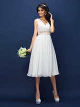 V-Neck Elegant Pleats Sleeveless Short Chiffon Bridesmaid Dresses-Ballbella