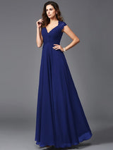 V-Neck Elegant Sleeveless Long Chiffon Bridesmaid dresses-Ballbella