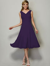 V-Neck Elegant Sleeveless Pleats Short Chiffon Bridesmaid Dresses-Ballbella