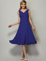 V-Neck Elegant Sleeveless Pleats Short Chiffon Bridesmaid Dresses-Ballbella