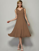 V-Neck Elegant Sleeveless Pleats Short Chiffon Bridesmaid Dresses-Ballbella