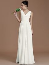 V-Neck Elegant Sleeveless Ruched Chiffon Bridesmaid Dresses-Ballbella