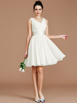V-Neck Elegant Sleeveless Sash/Ribbon/Belt Short/Mini Chiffon Bridesmaid Dresses-Ballbella
