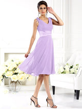 V-Neck Elegant Sleeveless Short Chiffon Bridesmaid Dresses-Ballbella