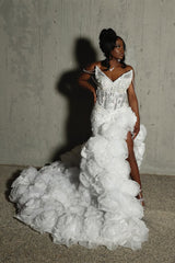 V-neck Ivory Flower Ruffles High Split Court Train Mermaid Prom Dresses-Ballbella