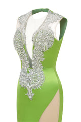 V-Neck Mermaid Brush Train Hollow Sleeveless Beading Evening Dress-Ballbella