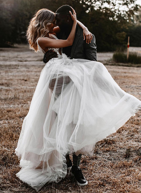 blue dress for baby girl V-Neck Sleeveless Boho Garden Wedding Dresses Sweep Train Tulle Lace Appliques