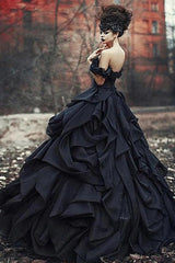 Vintage Black princess wedding dresses with Luxurious Ruffless-Ballbella