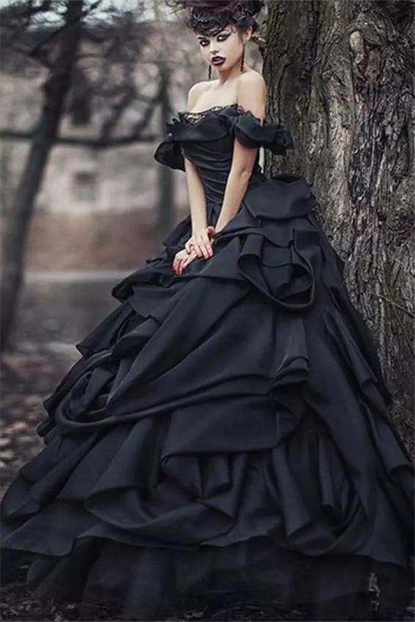 Vintage Black princess wedding dresses with Luxurious Ruffless Vintage Black princess wedding dresses with Luxurious Ruffless