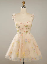A-Line Sweetheart Sleeveless Tulle Lace Short/Mini Homecoming Dress With Pleated