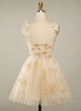 A-Line Sweetheart Sleeveless Tulle Lace Short/Mini Homecoming Dress With Pleated