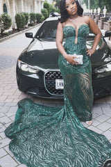 Romantic Emerald Green Strapless Sleeveless Mermaid Prom Dresses Sheath Long With Lace-Up Back-Ballbella
