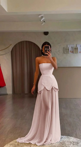 Strapless Unique Sleeveless Pearls A-line Floor length Prom Dresses