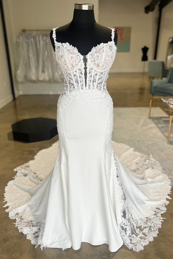 Gorgeous Spaghetti-Straps Sleeveless Mermaid Wedding Dress Appliques Lace Open Back With Buttons
