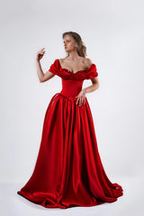 Graceful Red Sweetheart Off-The-Shoulder Satin Prom Dresses A-Line With Pleats